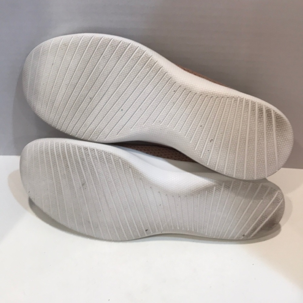 Allbirds Women’s Tree Runner Sneakers - Like New! - Picture 4 of 6